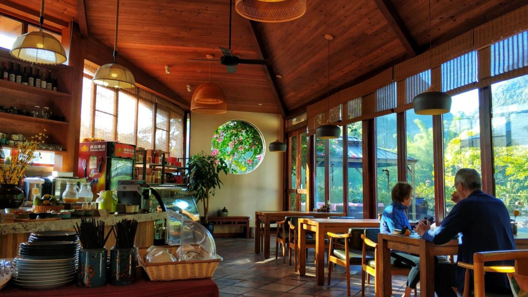 The Apsara Lodge Янгшуо Екстериор снимка