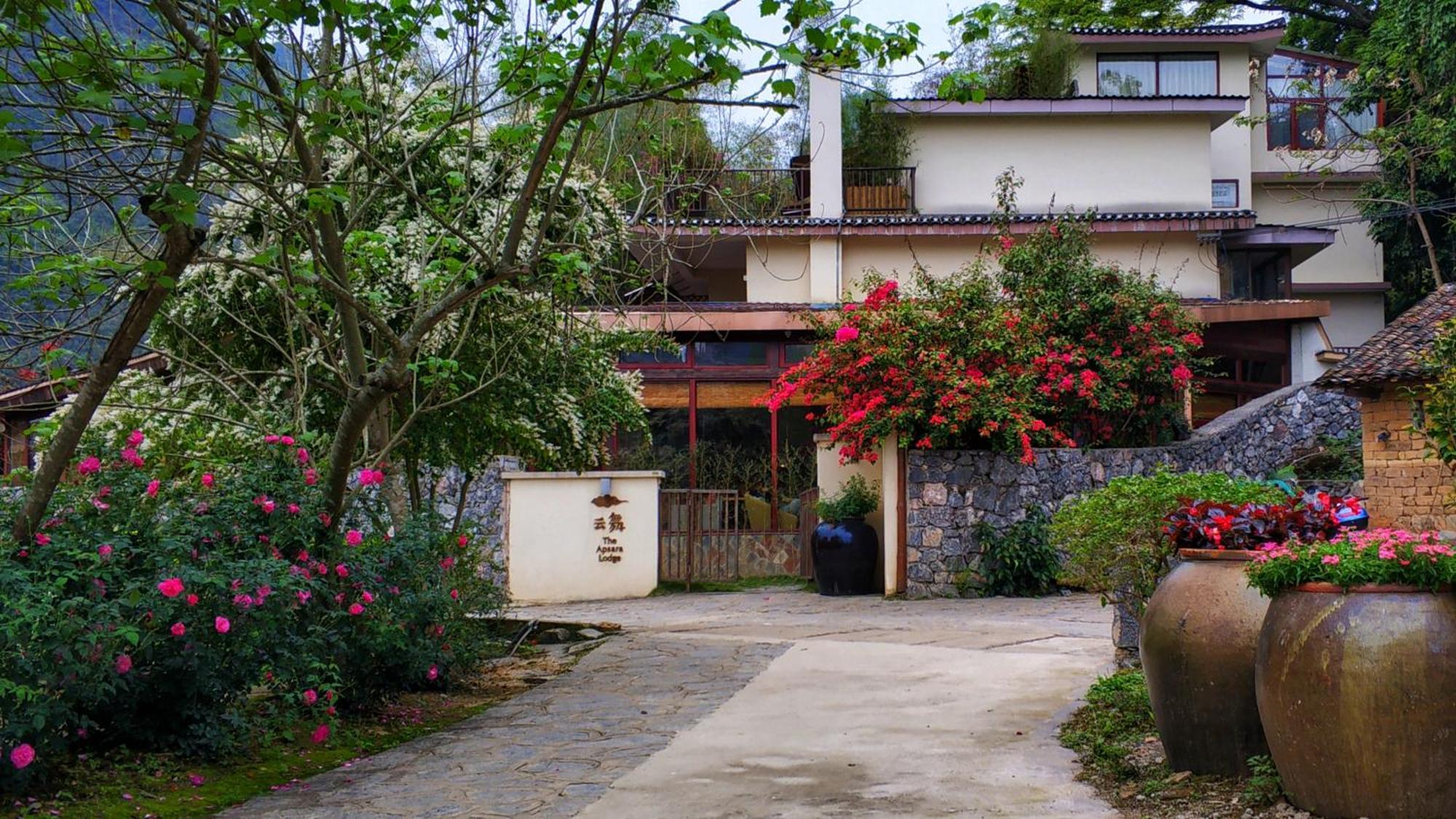 The Apsara Lodge Янгшуо Екстериор снимка